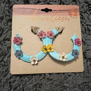 Nwt flower hoop earrings